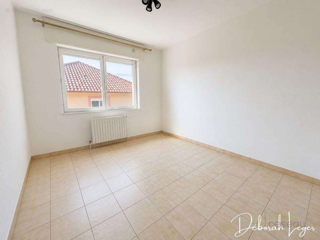 Maison 116 m² à Montois-La-Montagne  - photo 5