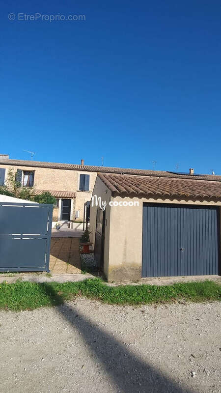 Maison à SAINT-QUENTIN-LA-POTERIE