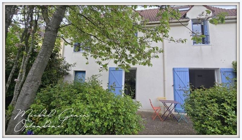 Maison à COURDIMANCHE