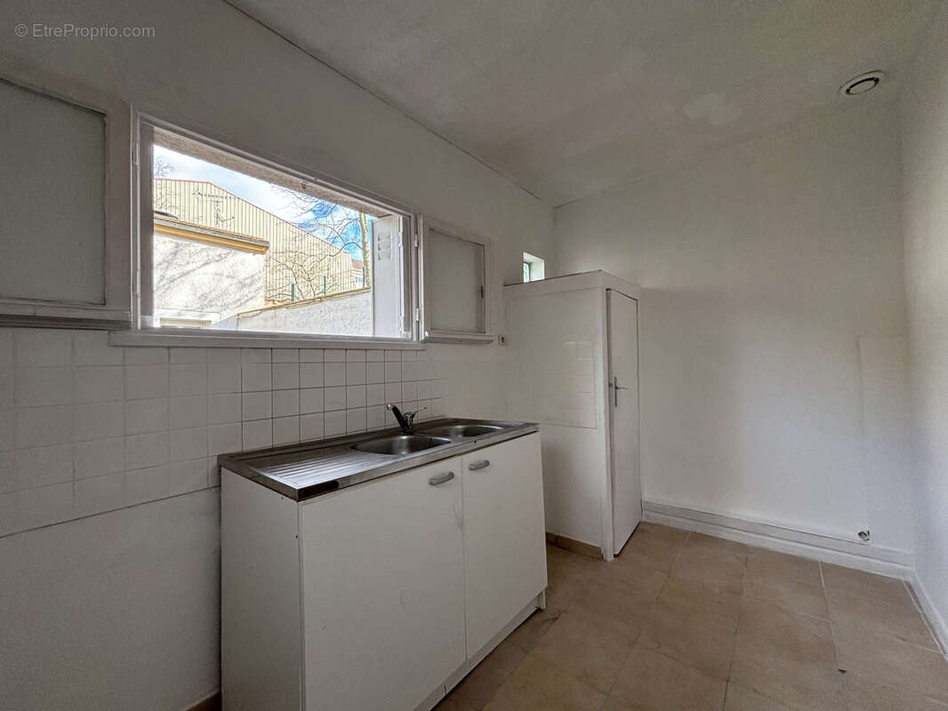 Appartement à SARTROUVILLE