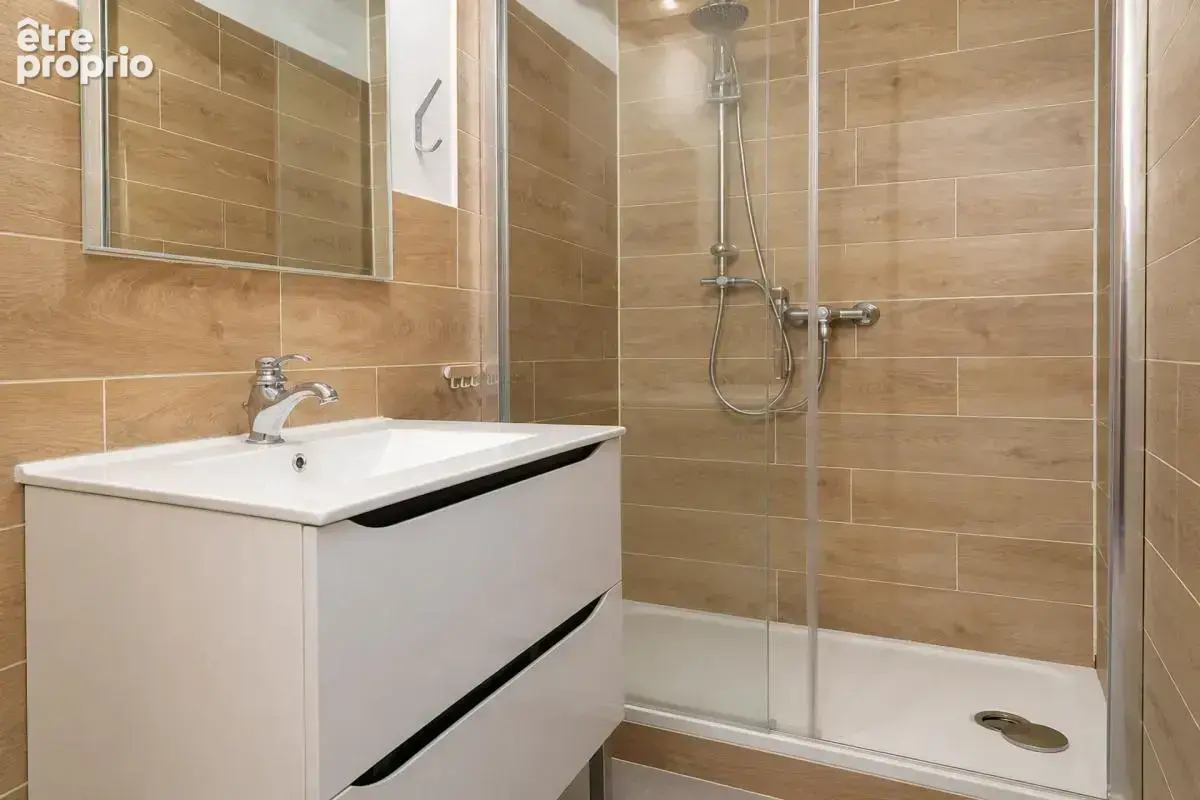 Charme ancien à Pignan : appartement 98 m² avec jardin - photo 8