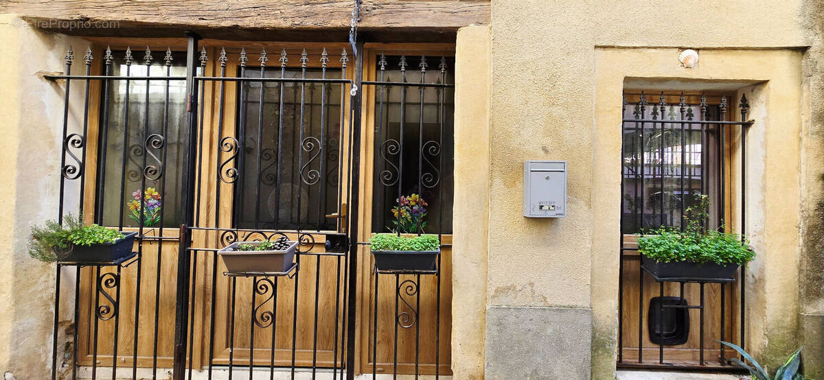 Maison à BAGNOLS-SUR-CEZE