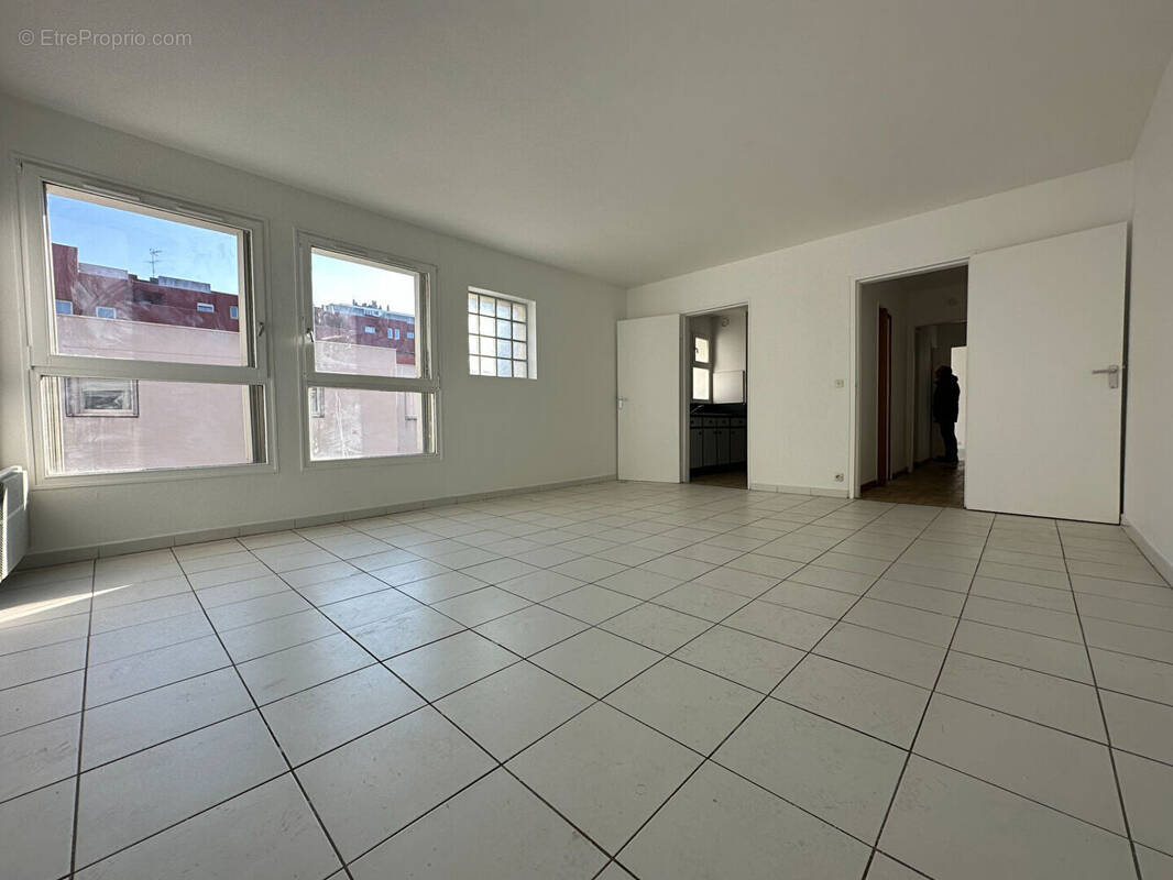 Appartement à VILLEJUIF