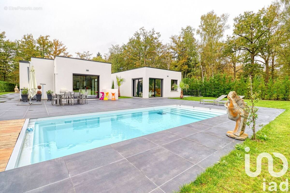 Photo 1 - Maison à LAMORLAYE