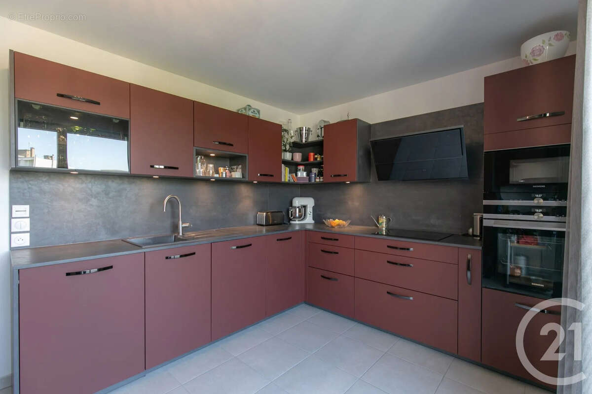 Appartement 96 m² à Saint-Maur-Des-Fosses  - photo 13