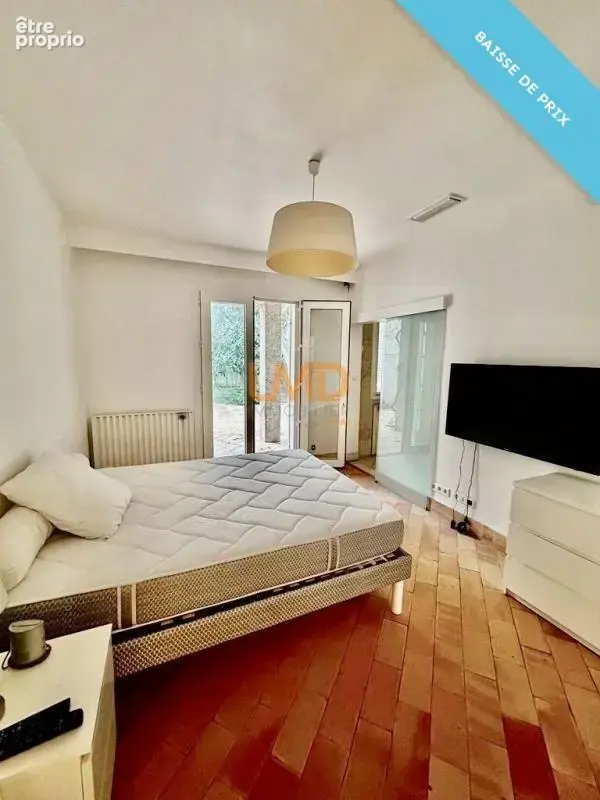Quartier Tour Magne - plain pied - parc arboré - beaux volumes - photo 13