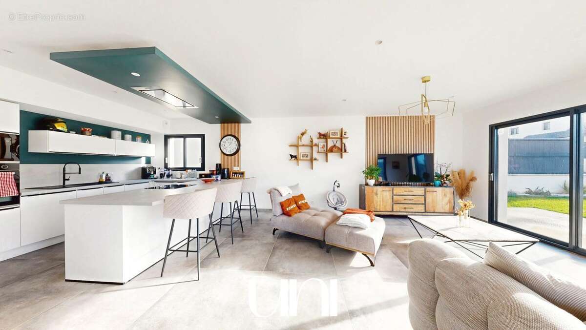 Maison à TILLY-SUR-SEULLES