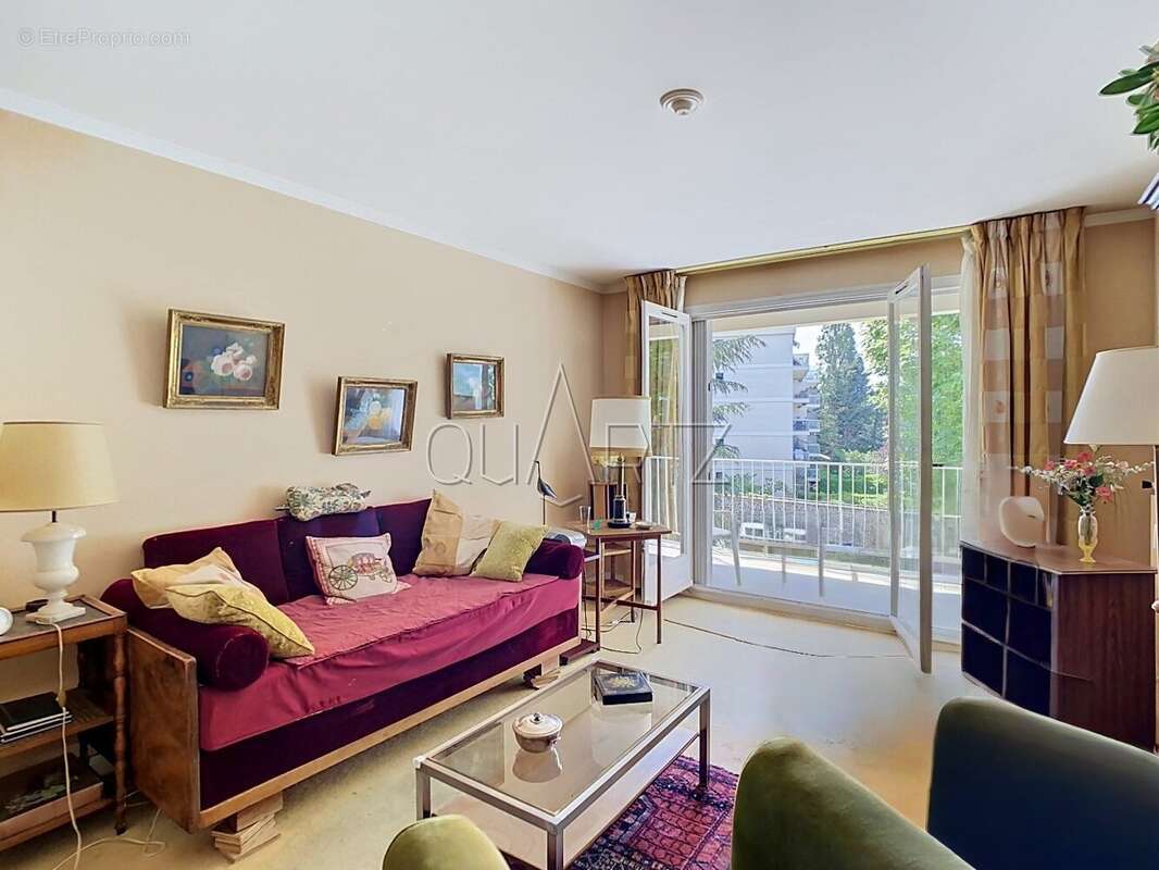 Appartement à VERSAILLES