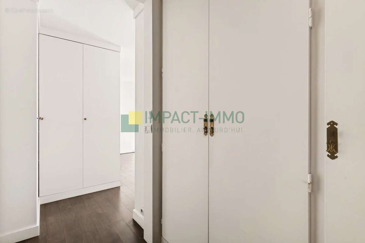 Appartement 32 m² à Clichy  - photo 9