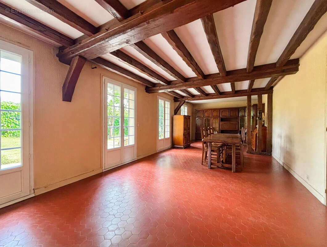 Maison 125m2 Plain-pied Verrières-le-Buisson - photo 4