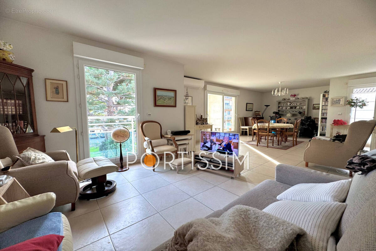 Appartement à CAGNES-SUR-MER