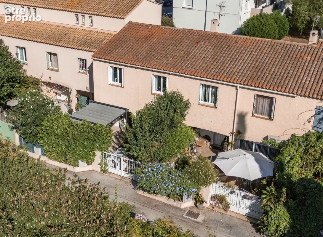 Six-Fours - Maison de ville rénovée - 100 m2 - 3 chambres - Jardin - Parking - photo 14