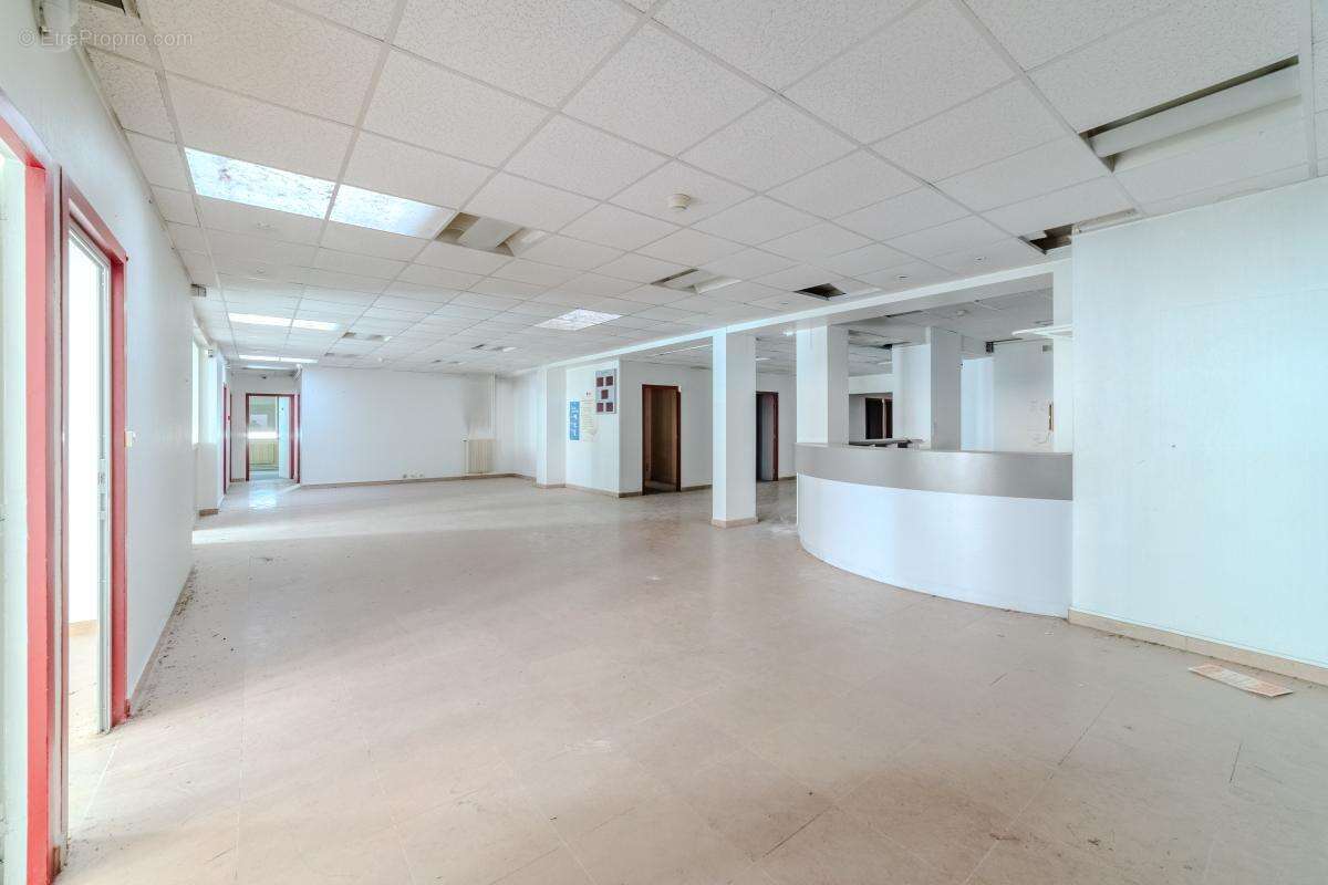 Commerce à SAINT-ETIENNE