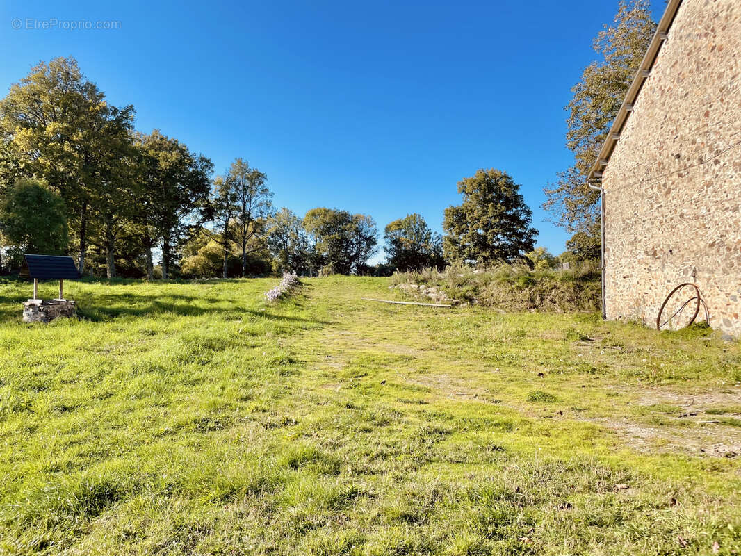 Maison à SAINT-CHRISTOPHE
