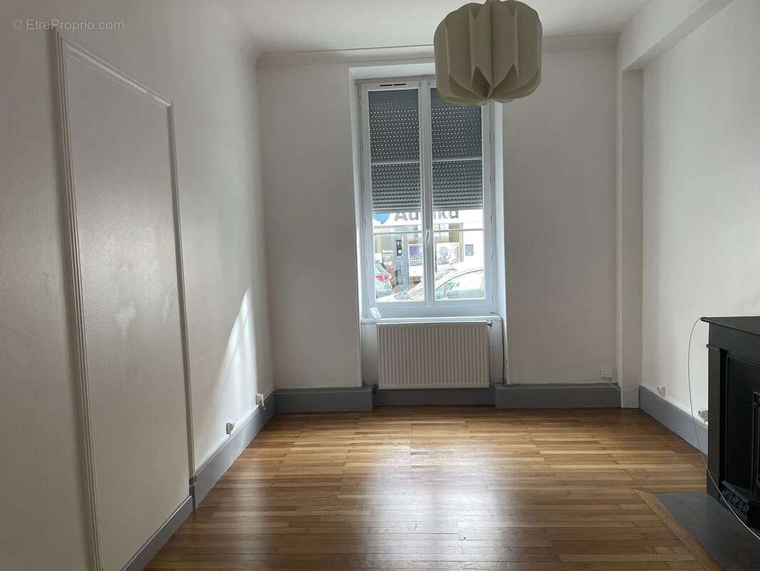 Appartement à BOURGOIN-JALLIEU