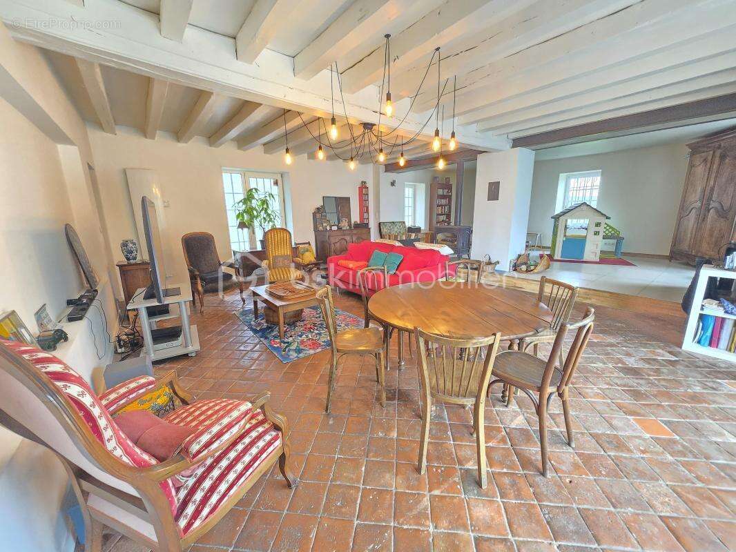 Magnifique Longère de 245m² à Saint Martin des Champs - photo 7