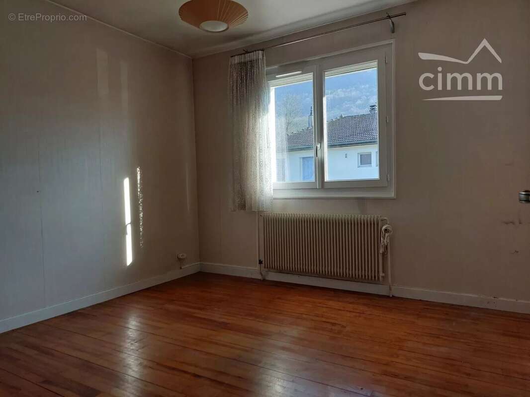 Maison à LE CHEYLAS