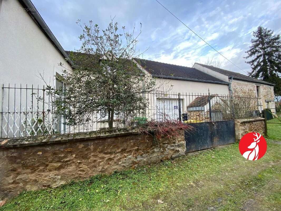 Maison à CHAILLY-EN-BIERE