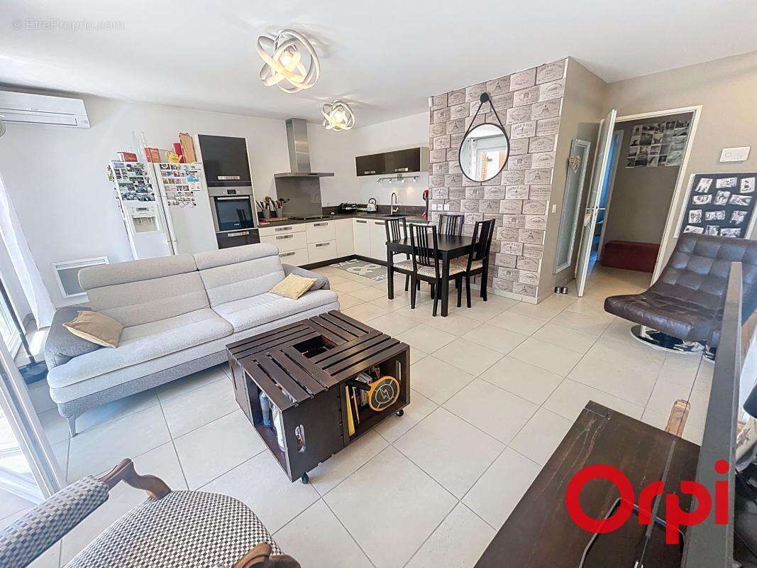 Appartement à MARSEILLE-12E