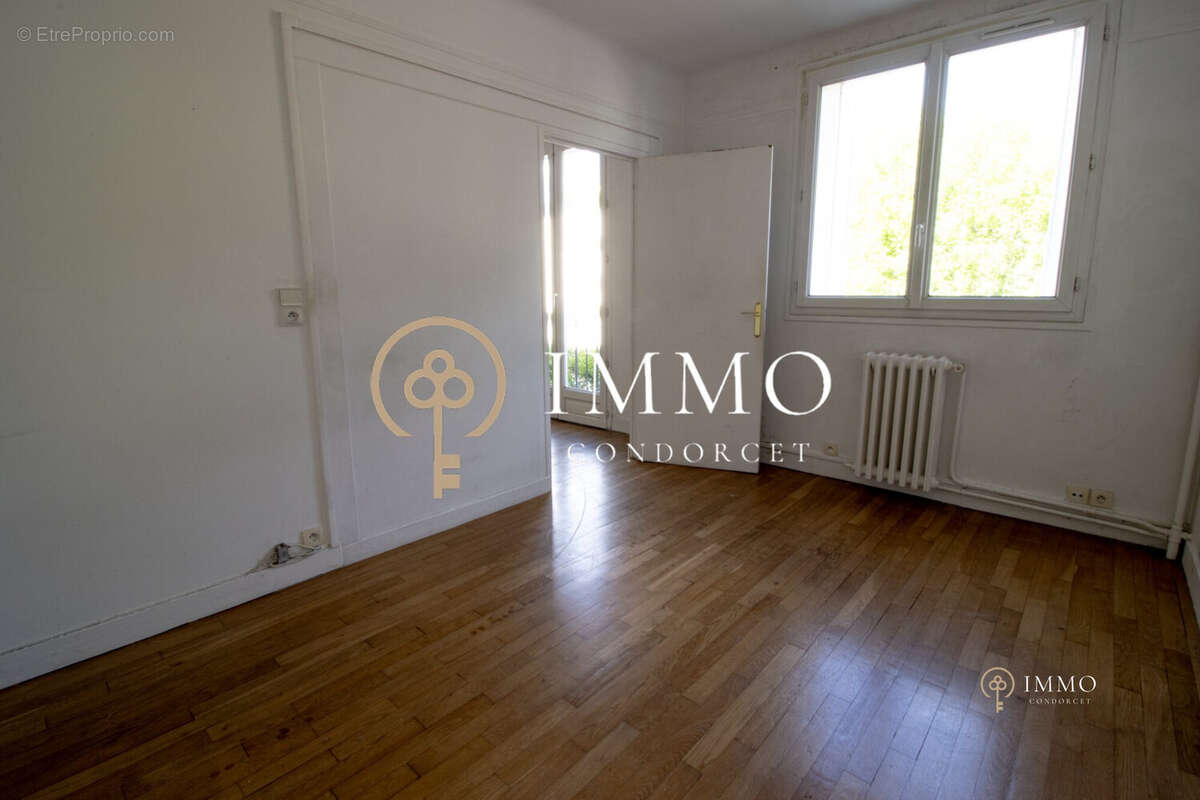 Appartement à BOURG-LA-REINE