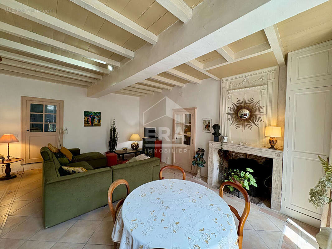 Maison à PORT-SAINTE-FOY-ET-PONCHAPT