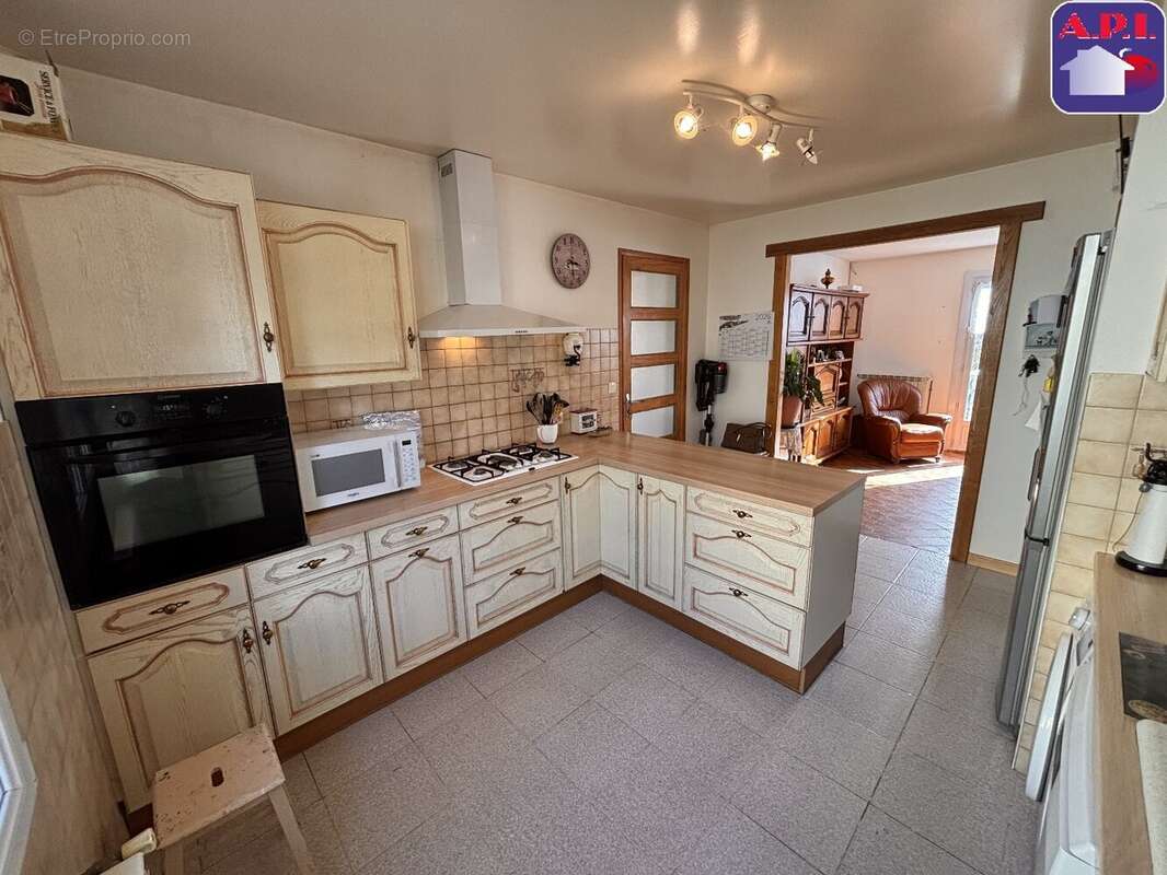 Maison 96 m² à Belvis  - photo 6