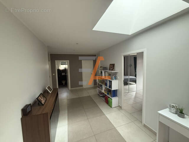 Villa contemporaine de 160 m2 avec sous-sol de 180 m2   Espaly-Saint-Marcel - photo 12