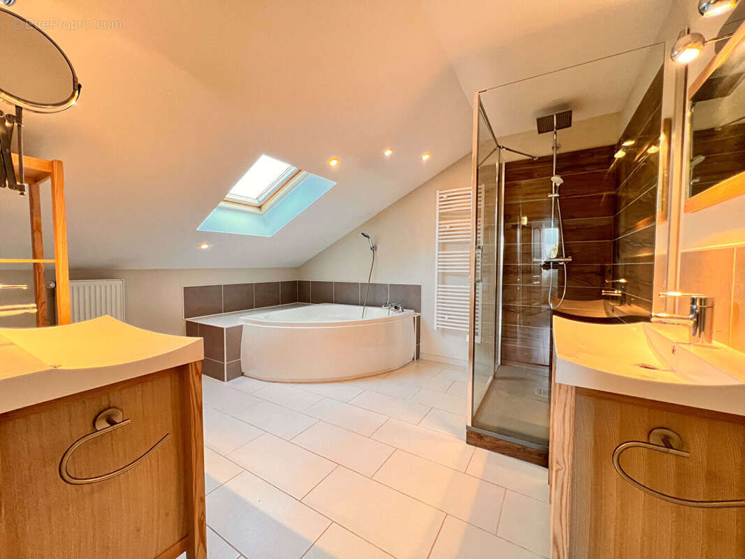 Maison à MONT-SUR-MEURTHE