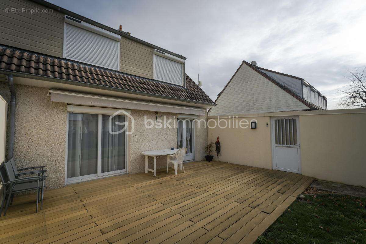 Maison à PONT-DU-CHATEAU