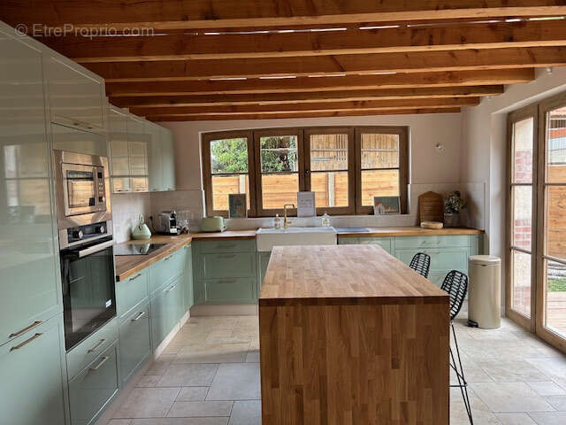 Maison à ARES