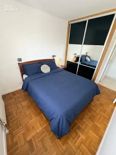 Appartement en dernier étage avec ascenseur, quartier calme et recherché - photo 5