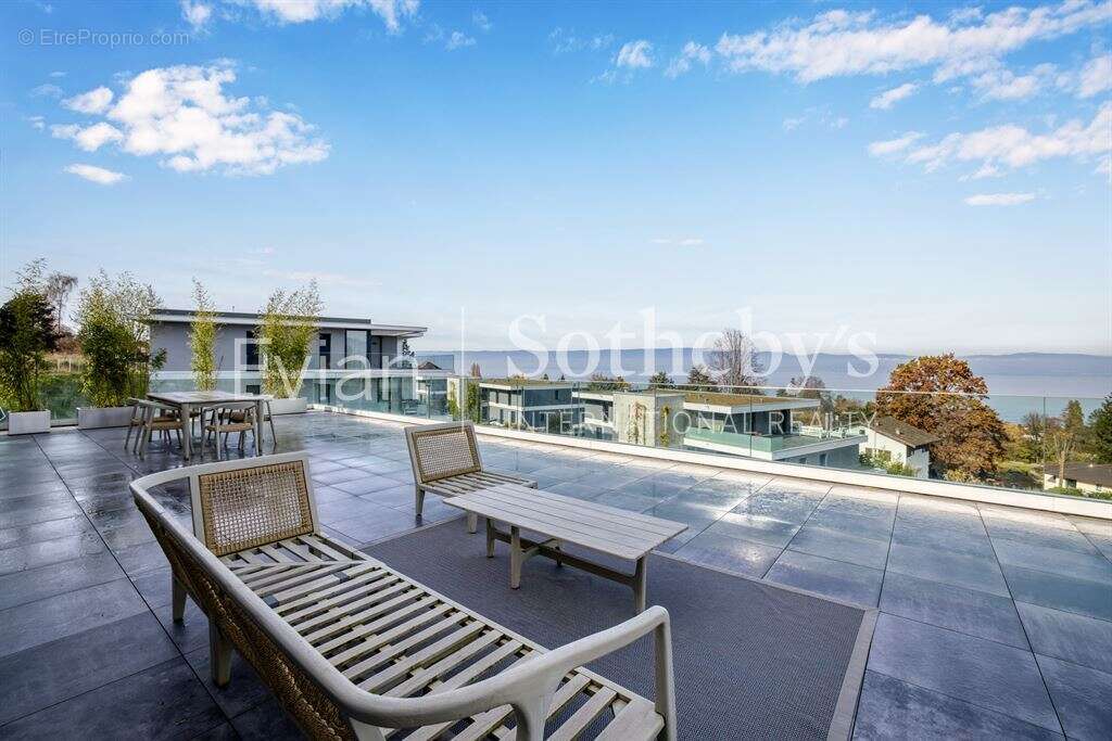 Appartement à EVIAN-LES-BAINS