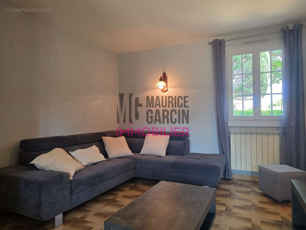 Maison 107 m² à Morieres-Les-Avignon  - photo 4