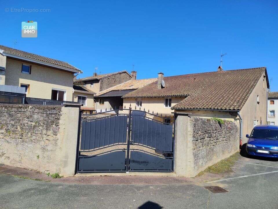 Maison à SAINT-ALBAIN