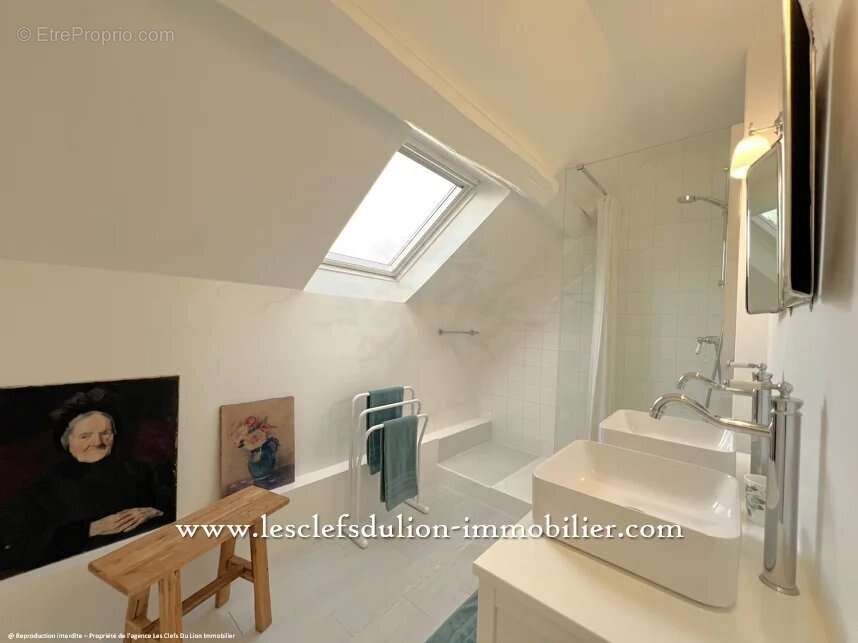 Maison à ECUELLES