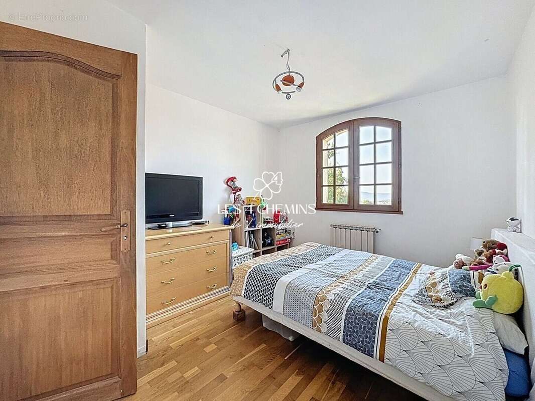 Maison à PUYLOUBIER