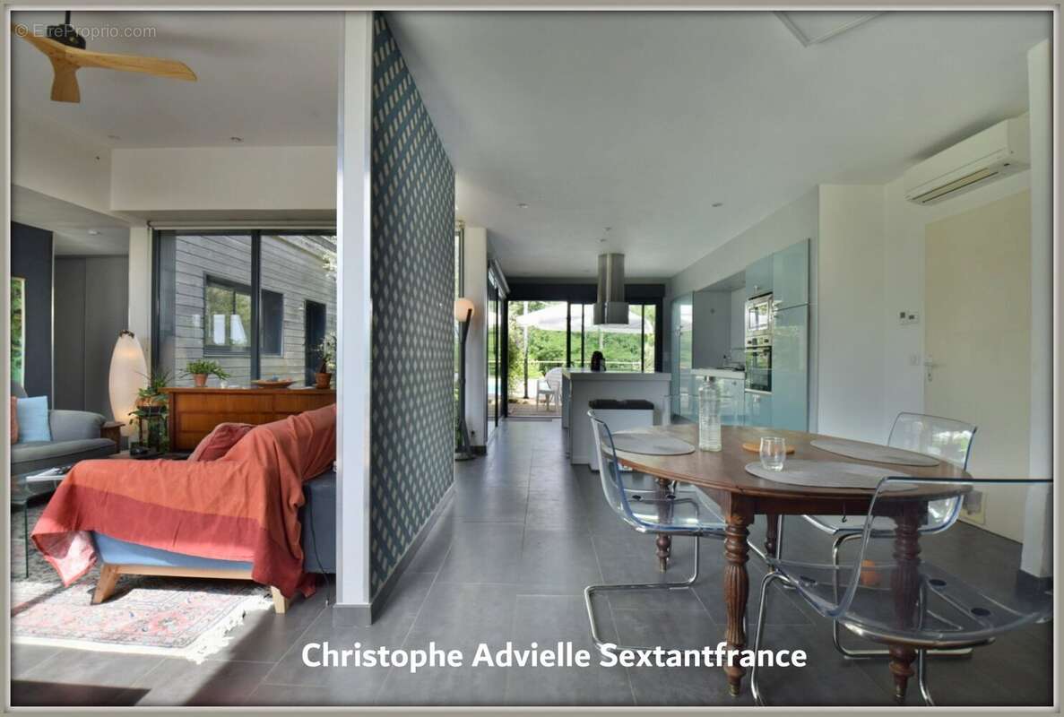 Villa d'architecte ossature bois, plain pied , 4 chambres , piscine, garage et atelier sur 1,6 Ha - photo 12