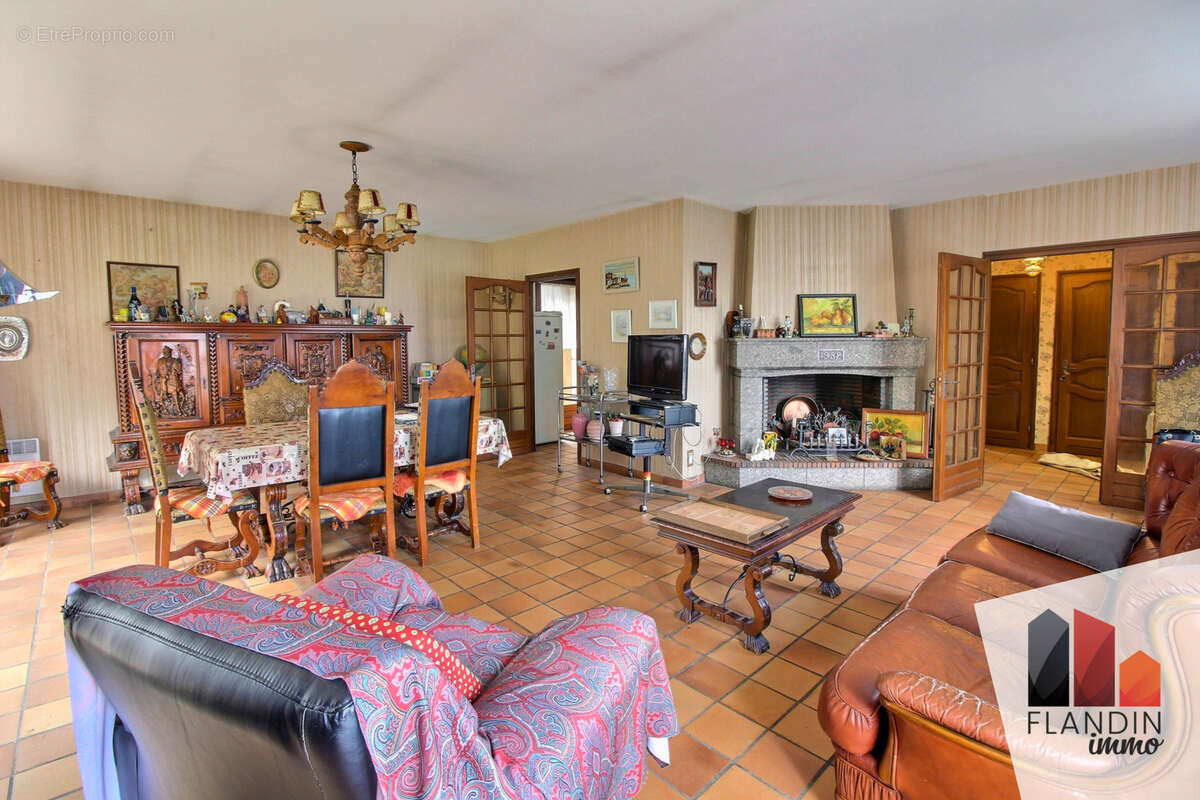 Maison à PELUSSIN