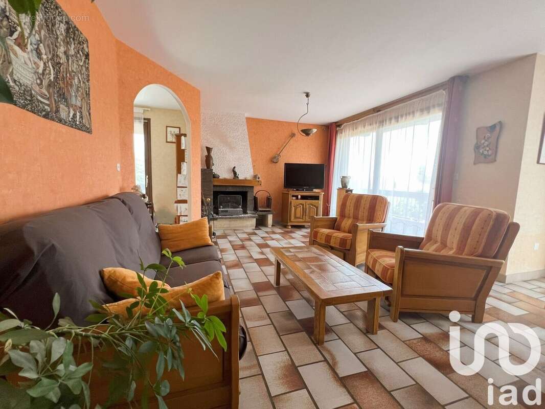 Photo 3 - Maison à HAUTEVILLE-LES-DIJON