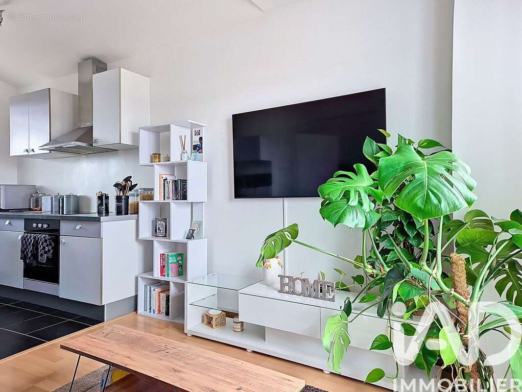 Photo 2 - Appartement à VIGNEUX-SUR-SEINE