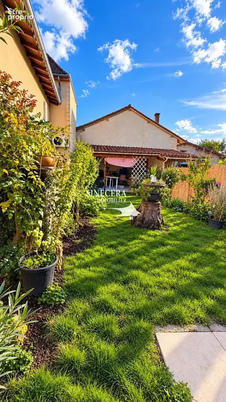 Maison 4 pièces 90 m² à vendre à Saint-Meard-De-Drone (24600) - photo 1