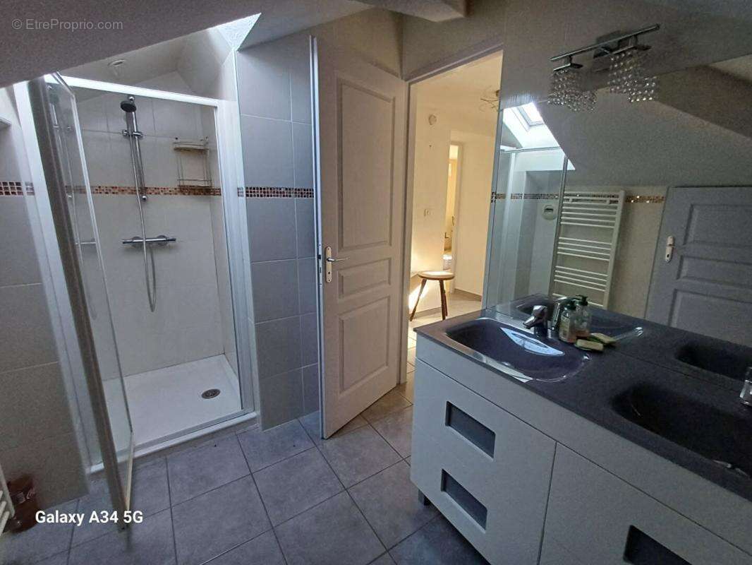 Maison à SAINT-AGREVE