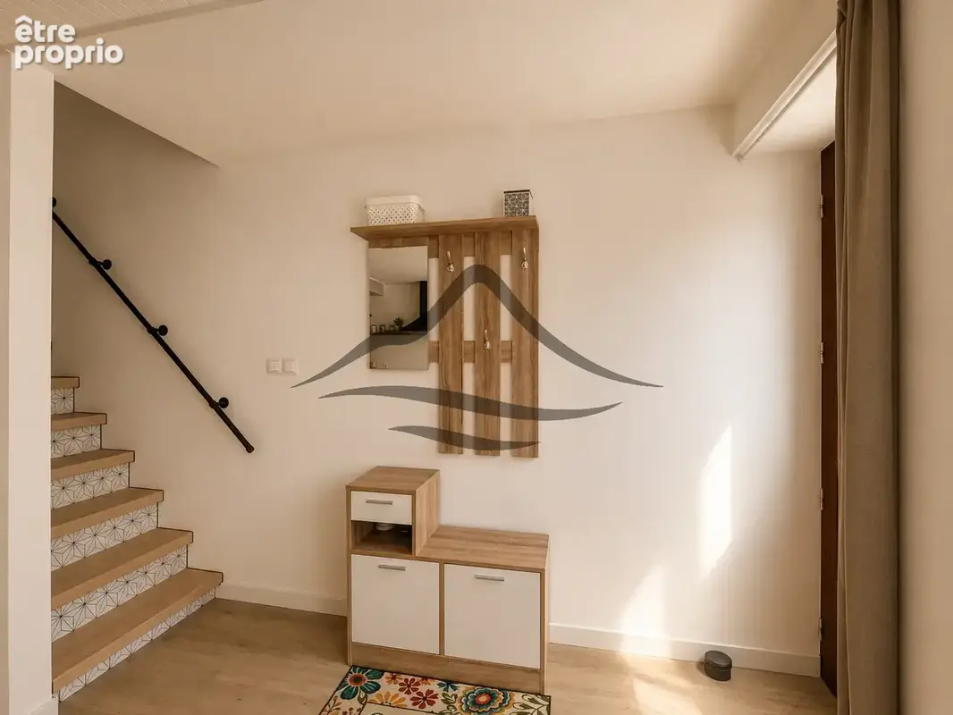 Maison de village - 3 pièces - 75m2 - rénovée avec combles aménageables et terrain   Albens - photo 2