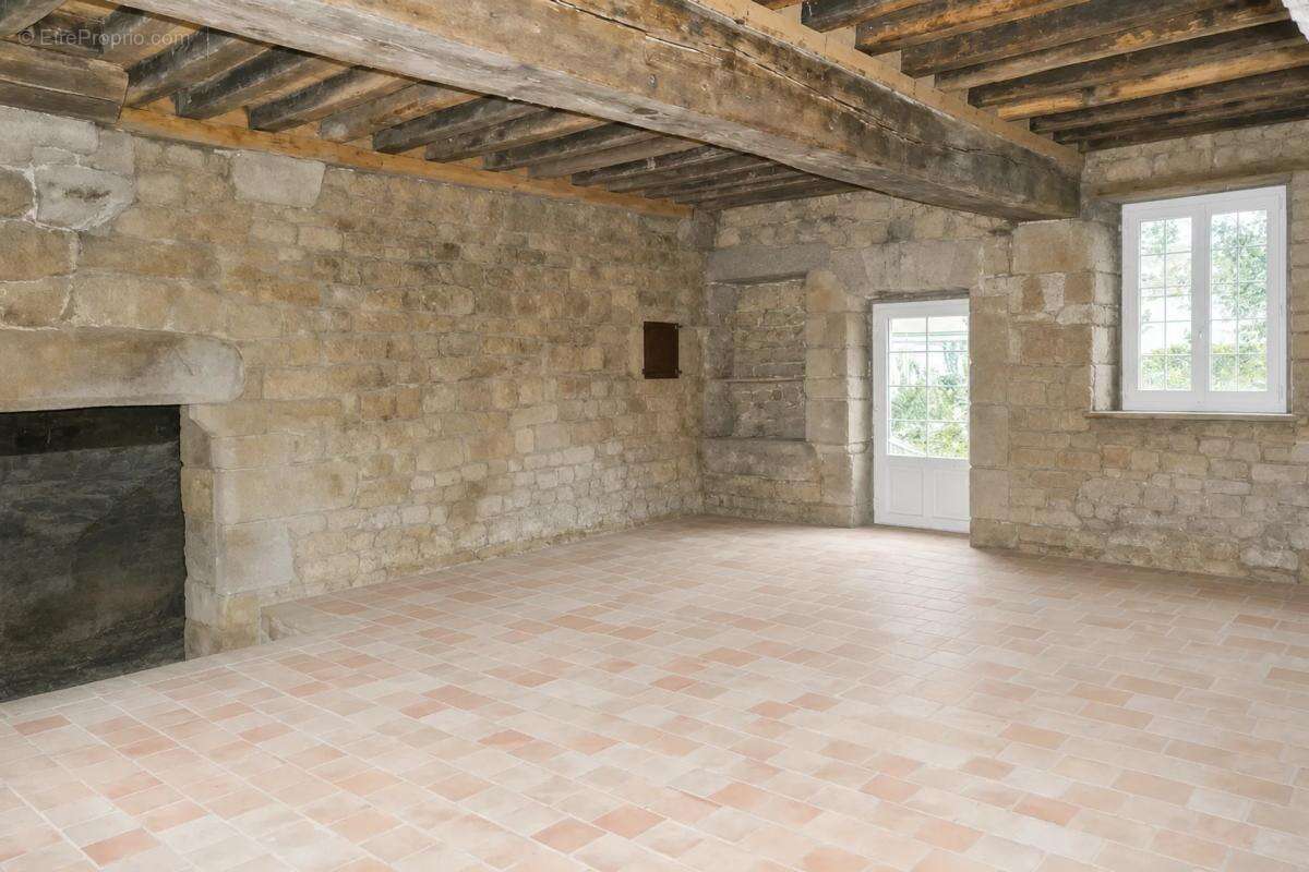 Maison historique de 180 m² à Magny-le-Désert - photo 4