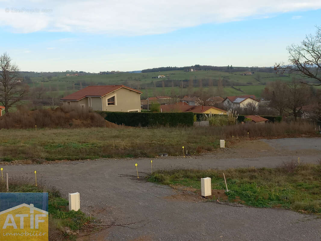 Terrain à AMIONS