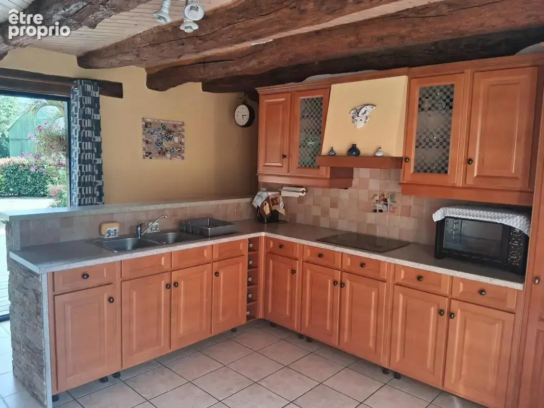 Maison pierre T6 163m² sur jardin arboré 1137m² à BRECH - photo 5