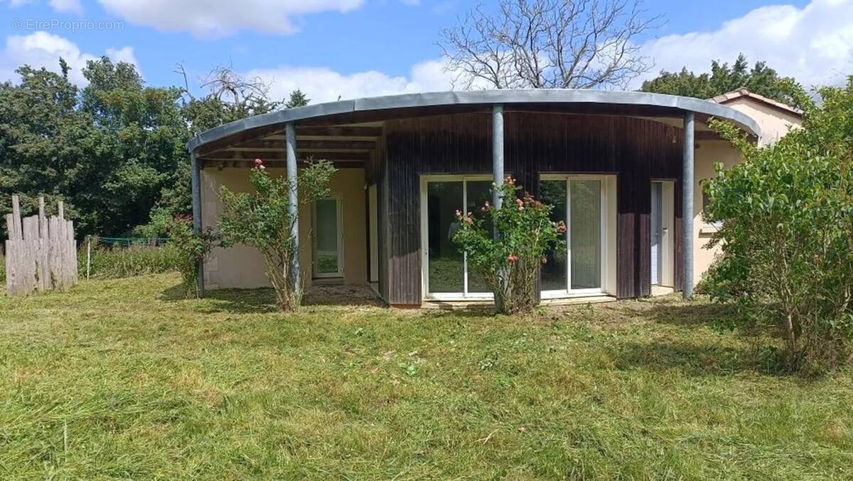 Maison à SEPVRET
