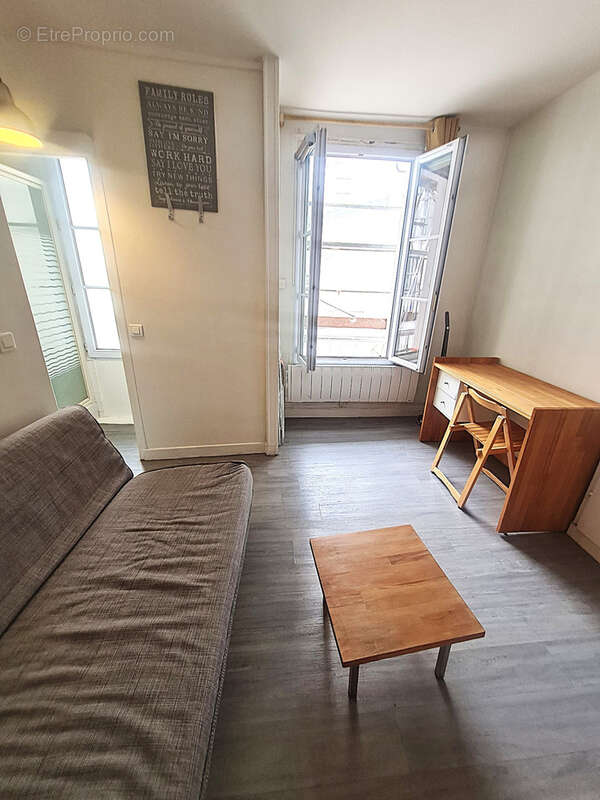 Appartement à PARIS-7E