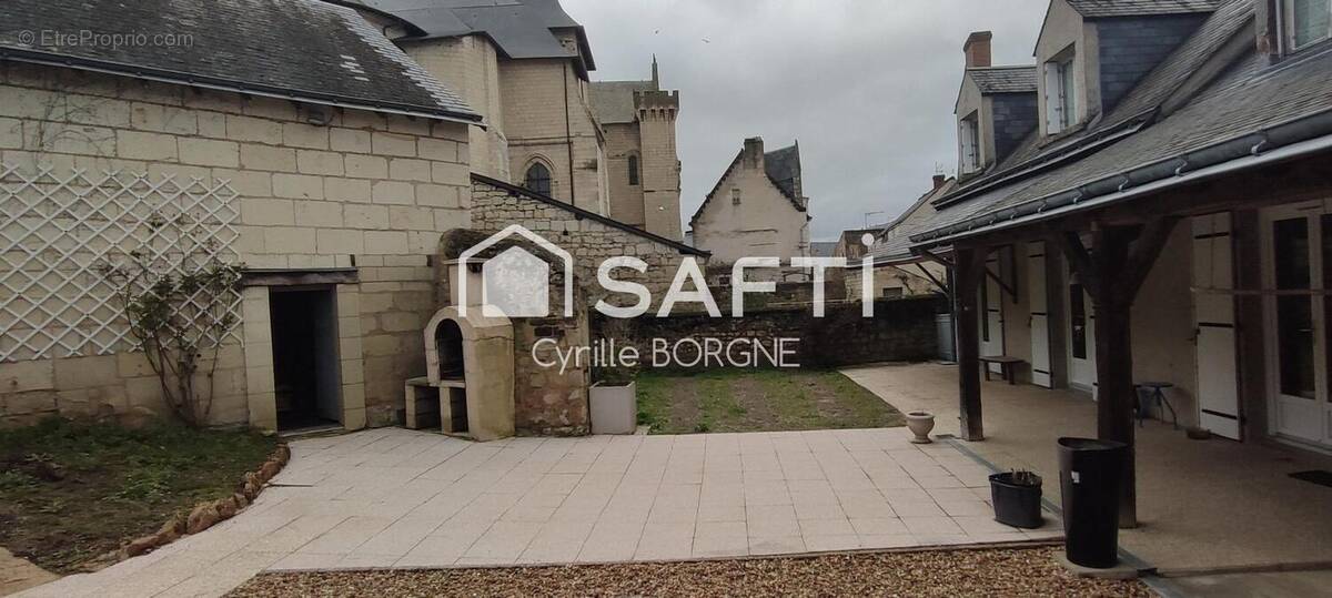 Photo 1 - Maison à CANDES-SAINT-MARTIN