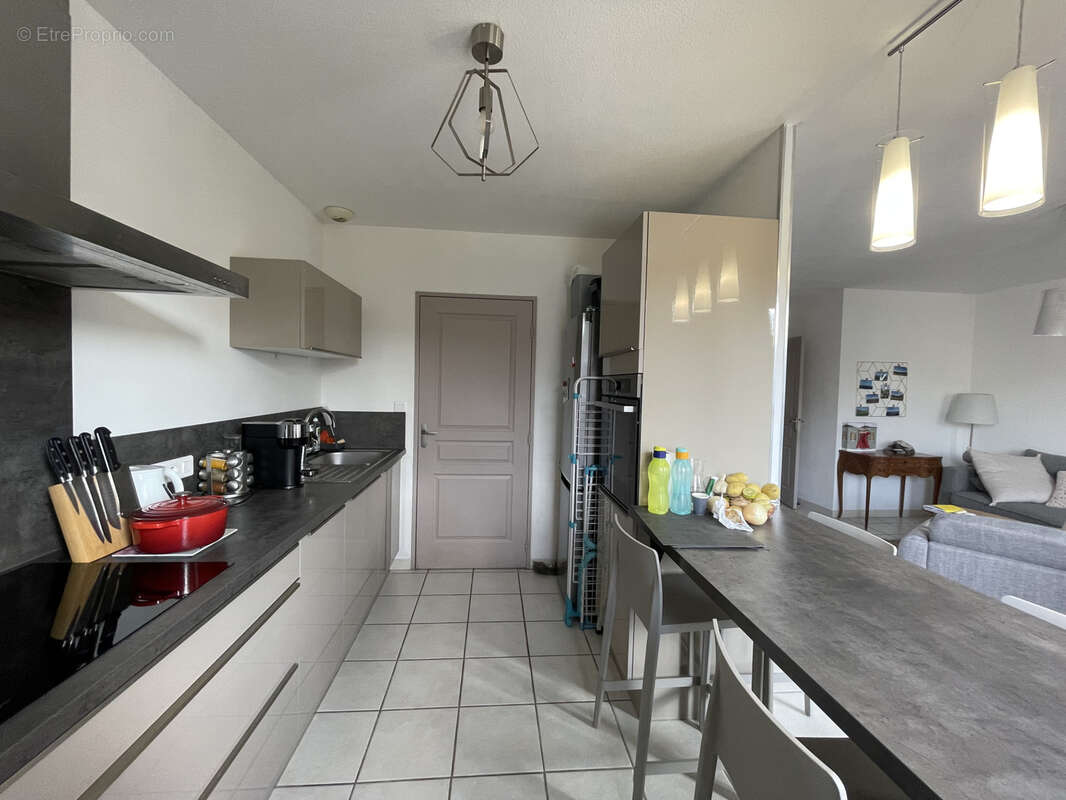Malaucene / appartement avec terrasse 35m2 / parking en sous sol - photo 3